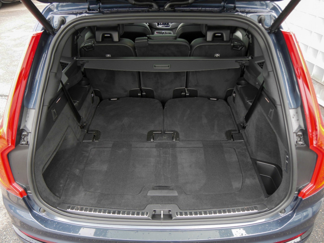 Volvo XC90 - SUV/Off-road - Blau - Gebrauchtwagen - Bild 16