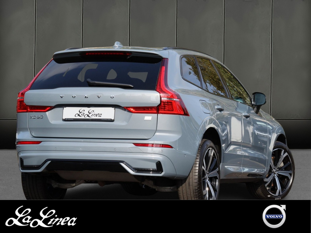 Volvo XC60 T8 Recharge AWD - SUV/Off-road - Grau - Gebrauchtwagen - Bild 2