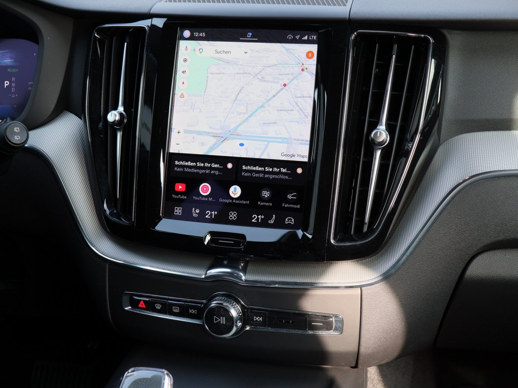 Volvo XC60 T8 Recharge AWD - SUV/Off-road - Grau - Gebrauchtwagen - Bild 7