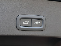 Volvo XC40 B4 - SUV/Off-road - Schwarz - Gebrauchtwagen - Bild 16
