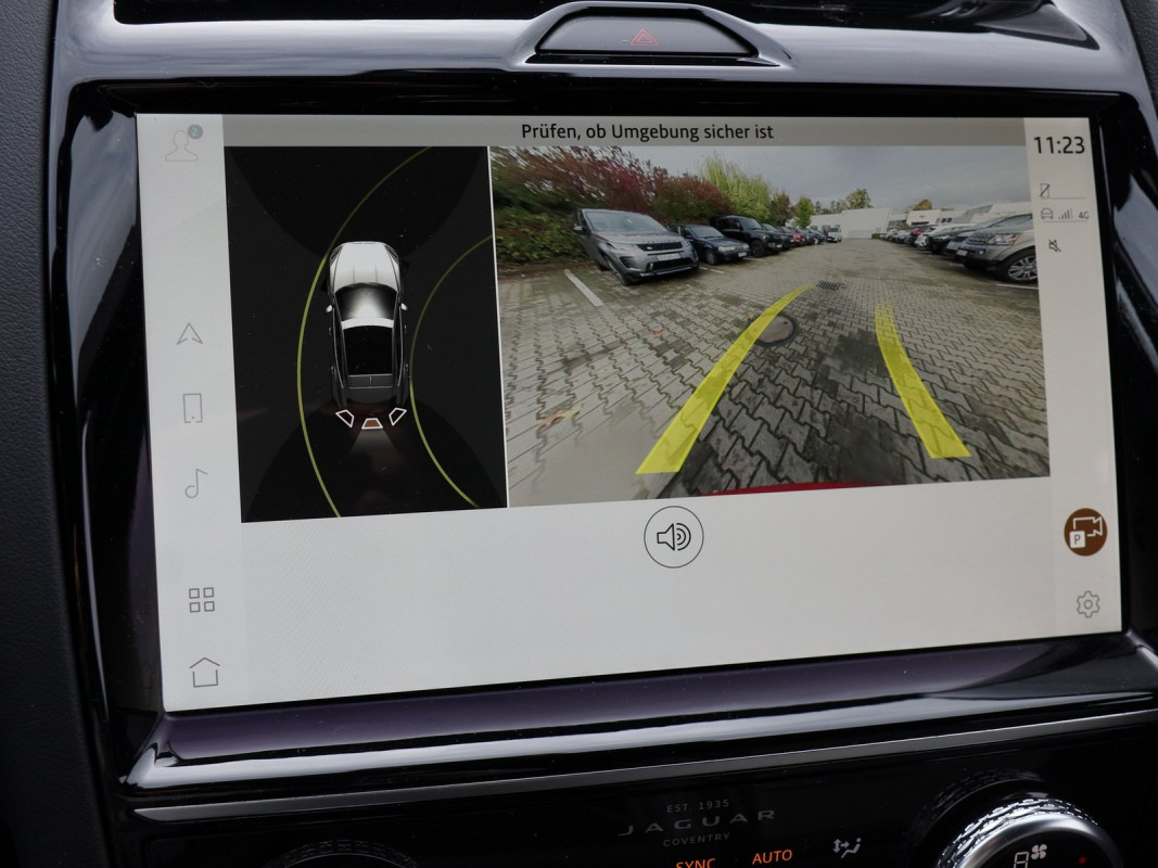 Jaguar E-PACE - SUV/Off-road - Rot - Gebrauchtwagen - Bild 11