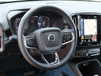 Volvo XC40 T4 - SUV/Off-road - Blau - Gebrauchtwagen - Bild 9