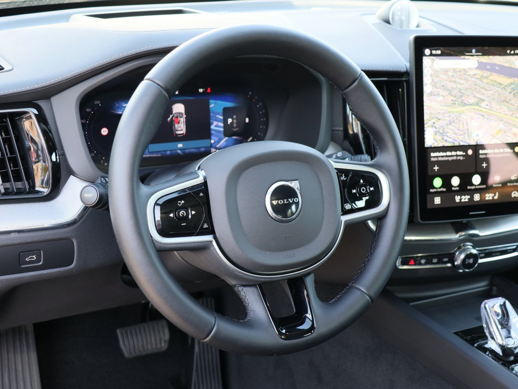 Volvo XC60 B5 AWD - SUV/Off-road - Schwarz - Gebrauchtwagen - Bild 9
