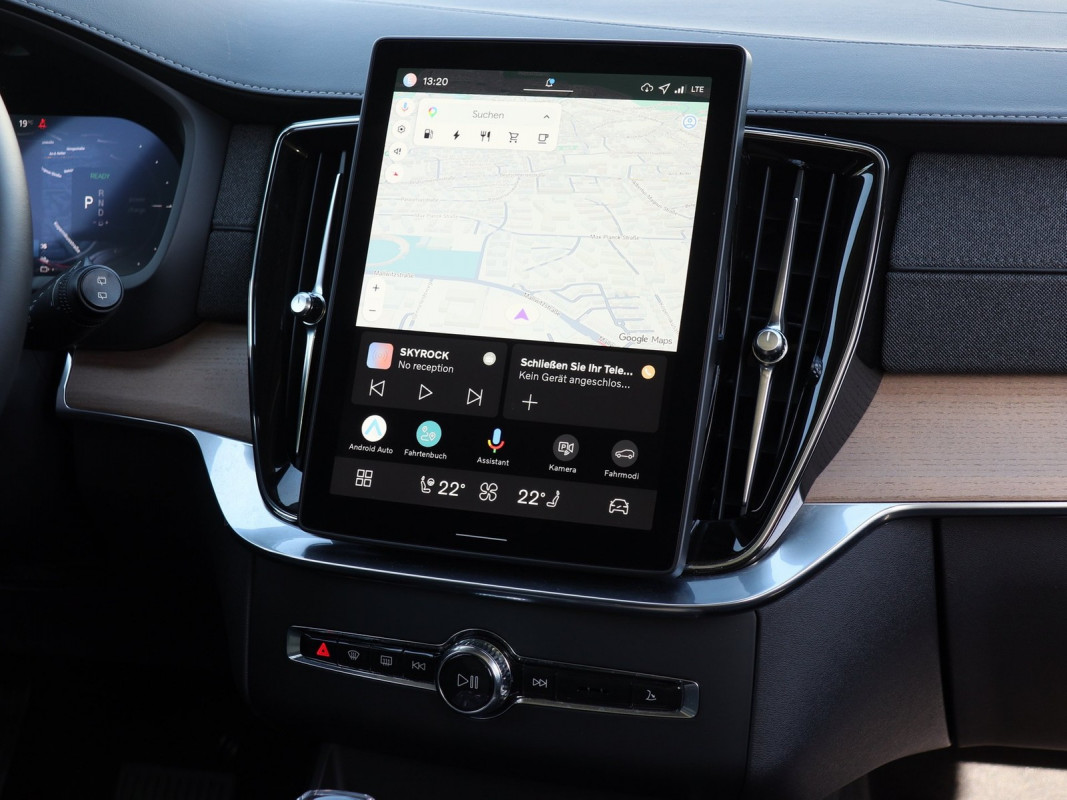 Volvo XC90 T8 AWD - SUV/Off-road - Schwarz - Gebrauchtwagen - Bild 7