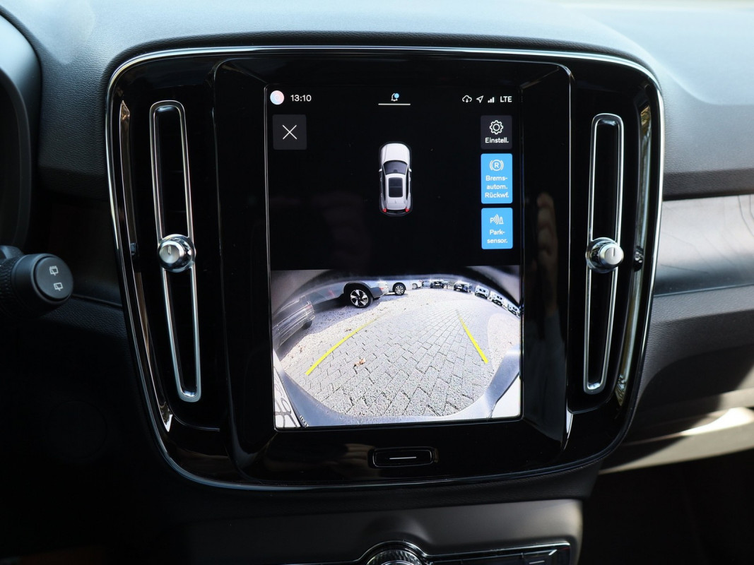 Volvo XC40 Twin Motor - SUV/Off-road - Schwarz - Gebrauchtwagen - Bild 12