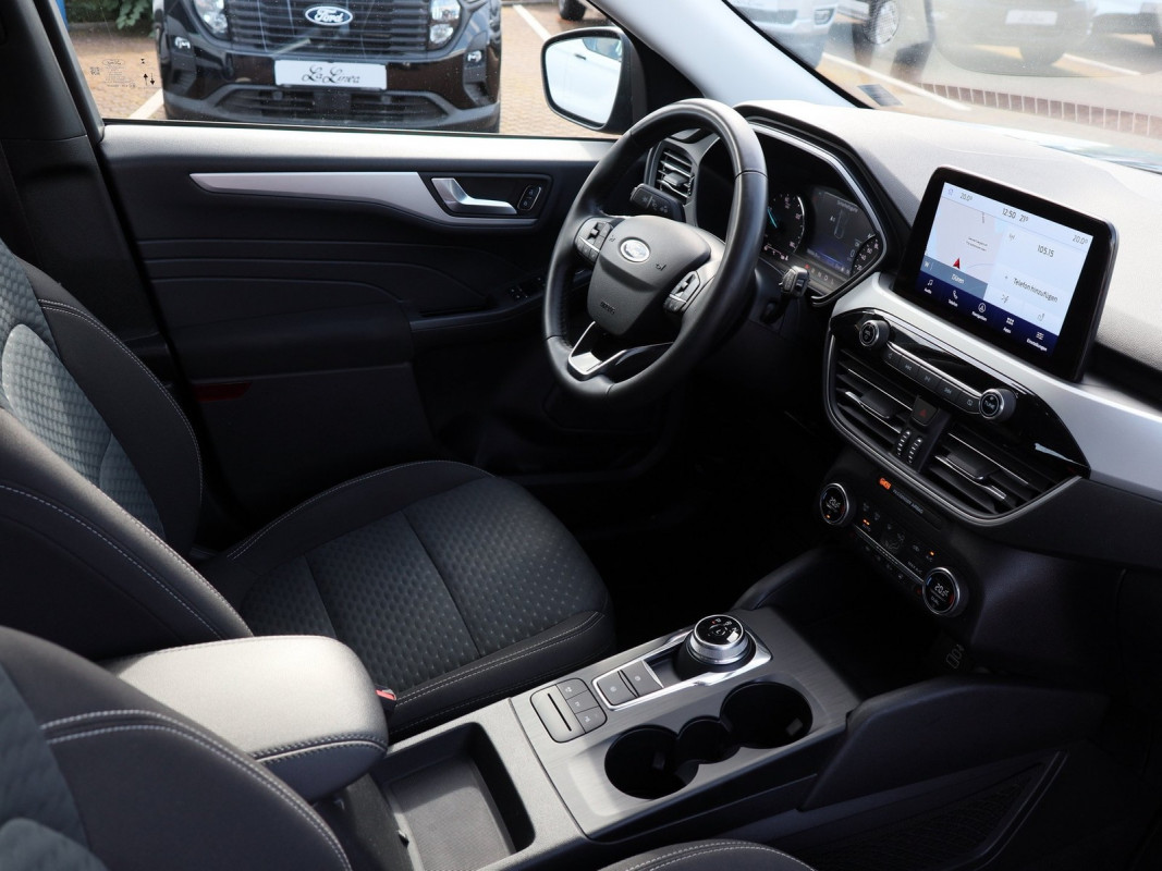 Ford Kuga - SUV/Off-road - Blau - Gebrauchtwagen - Bild 3