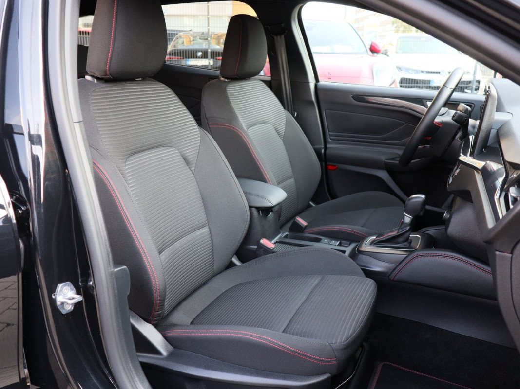 Ford Focus Turnier - Kombi - Schwarz - Gebrauchtwagen - Bild 6