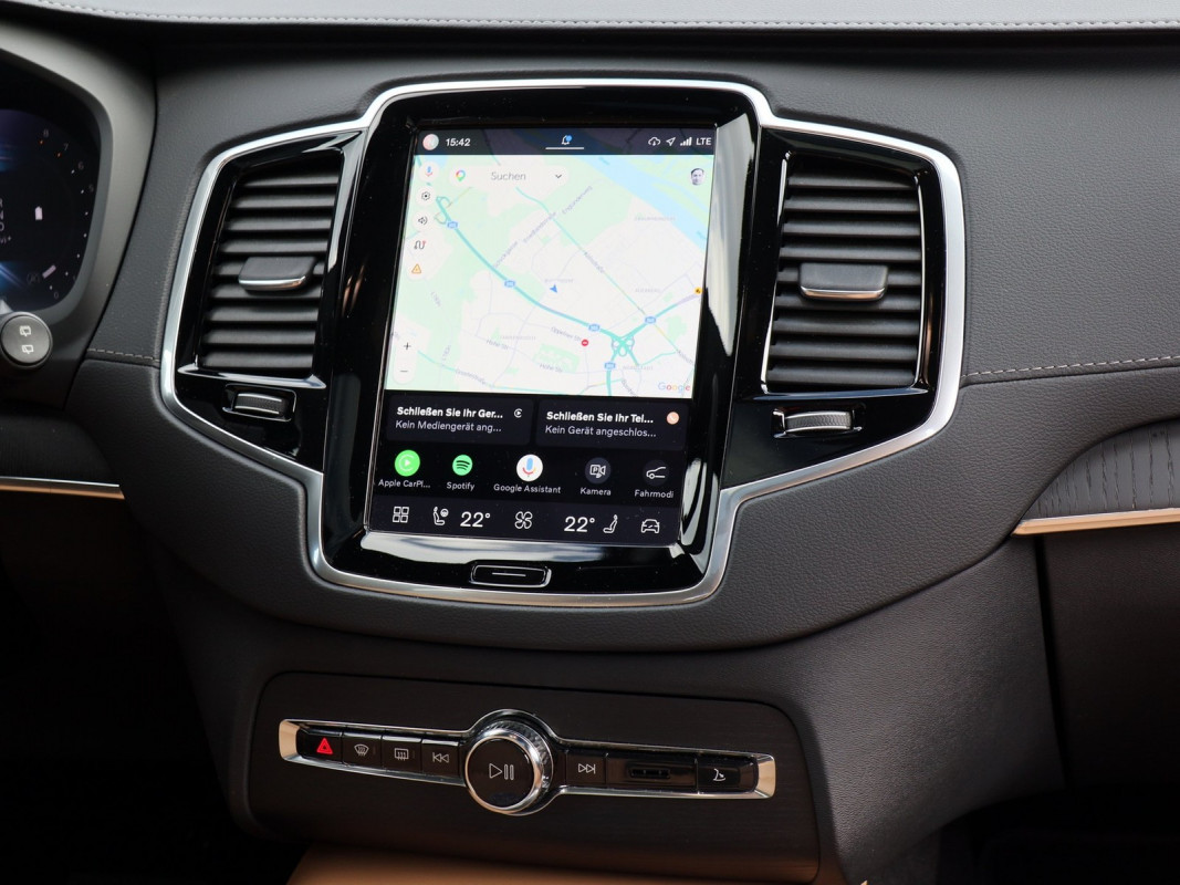 Volvo XC90 B5 Ultimate Bright AWD - SUV/Off-road - Blau - Gebrauchtwagen - Bild 7