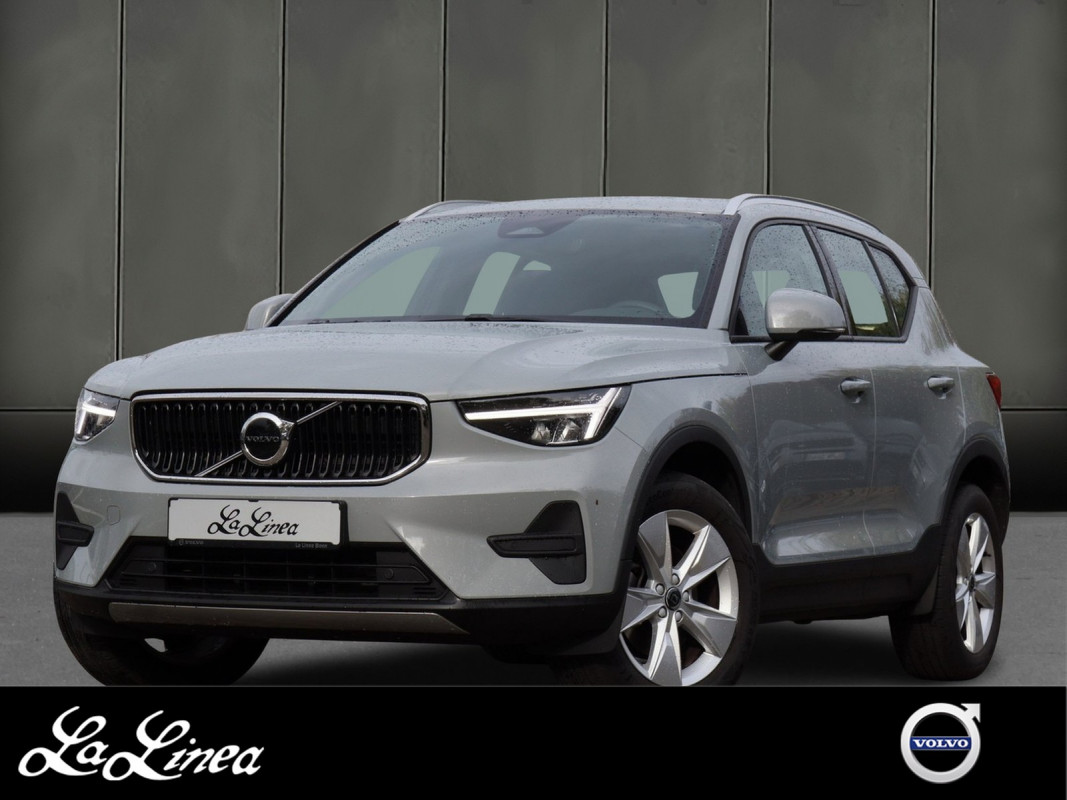 Volvo XC40 B3 Core - SUV/Off-road - Grau - Gebrauchtwagen - Bild 1