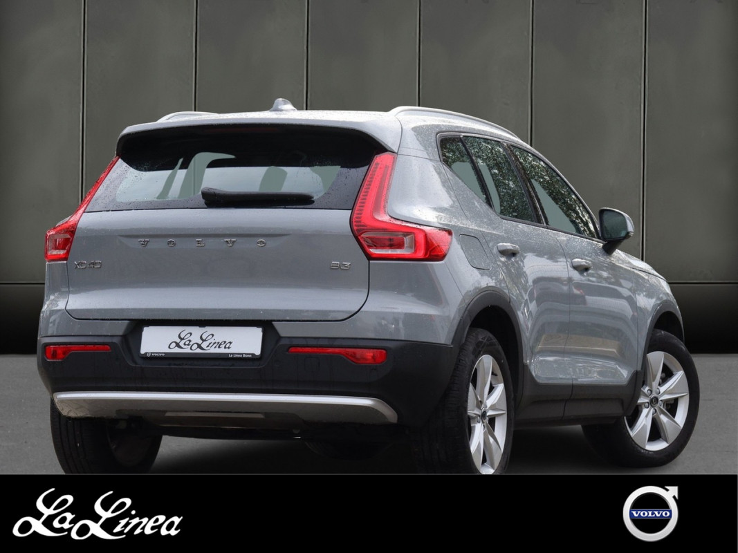 Volvo XC40 B3 Core - SUV/Off-road - Grau - Gebrauchtwagen - Bild 2