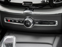 Volvo XC60 T6 PHEV Recharge AWD - SUV/Off-road - Grau - Gebrauchtwagen - Bild 11